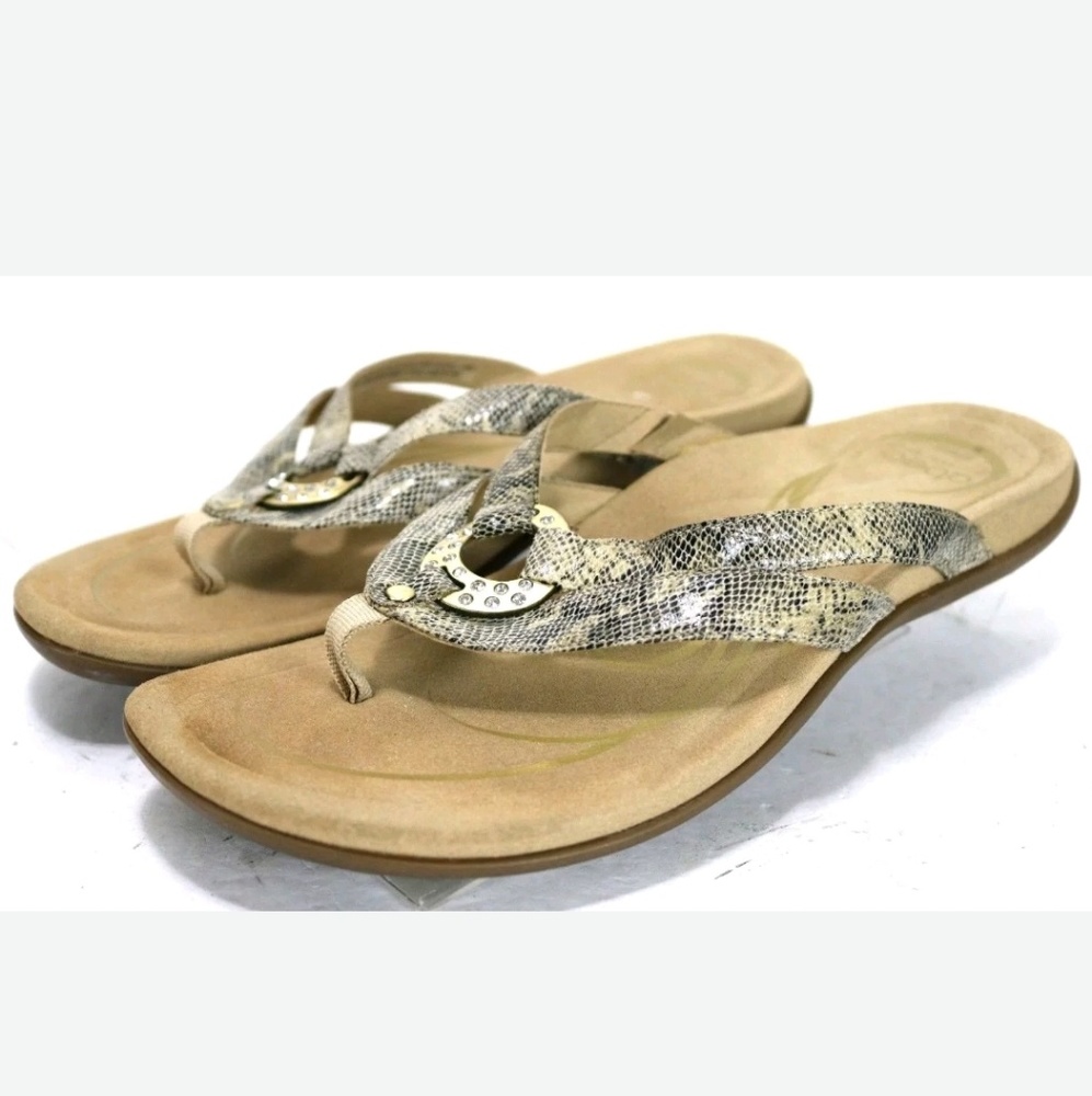 Abeo Sandals